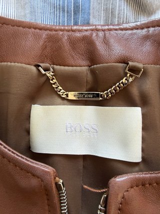 Chaqueta de piel Hugo Boss marrón