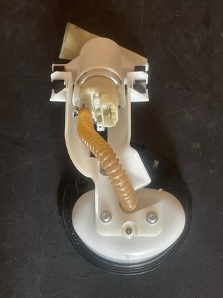 Bomba Gasolina BMW C400 2024