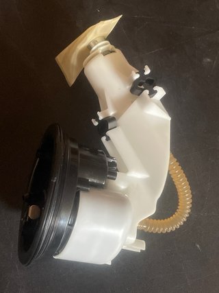 Bomba Gasolina BMW C400 2024