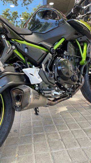 Kawasaki Z650 2020 7000kms
