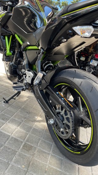 Kawasaki Z650 2020 7000kms