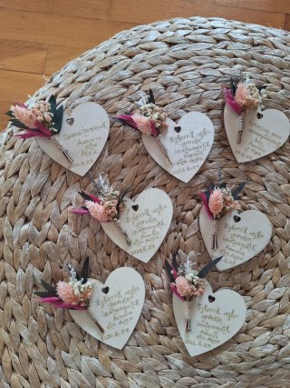 Pack corazon, pulseras y prendido