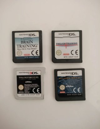 Nintendo 2DS con juegos instalados