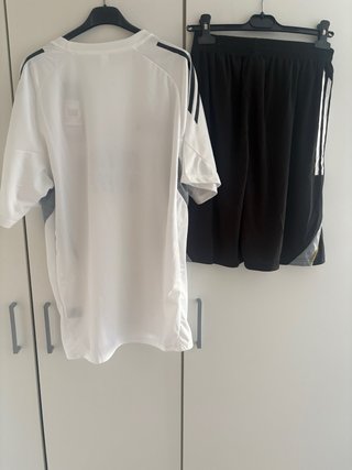 Conjunto Real Madrid 25/26