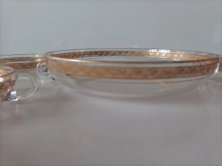 Bandeja y 6 tazas cristal con filo oro