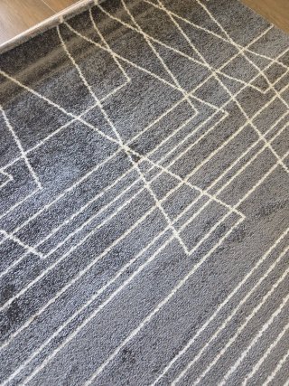 Alfombra gris diseño geométrico 190x133