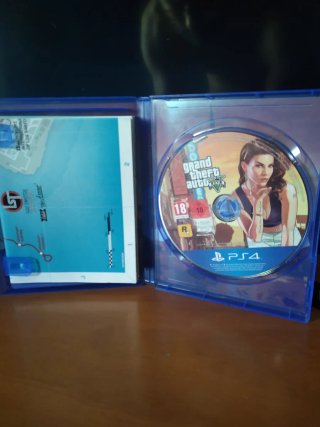 Grand Theft Auto V PS4 GTA 5