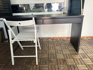 Escritorio IKEA MICKE Negro/Marrón-Hay 2 cajones
