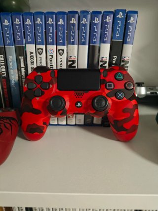 Mando DualShock 4 Camo Rojo PS4