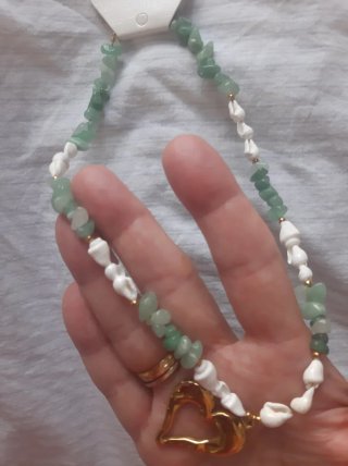 Collar Corazón Dorado Piedras Verdes