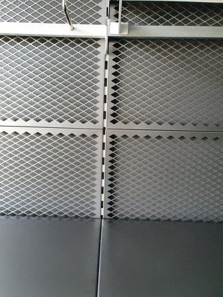 Panel perforado rombo metálico