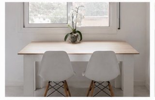 Mesa comedor nórdica + 2 sillas blancas