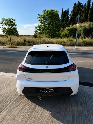 Peugeot 208 2022