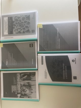 Libros de 1- de Educación Infantil ( UNED) .