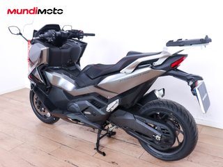 HONDA FORZA 750