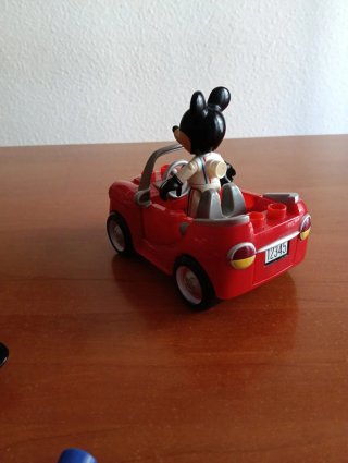 Coche Mickey y Minnie Mouse