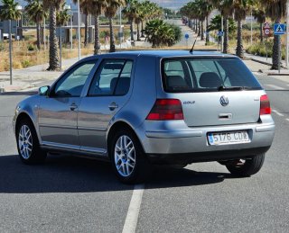 Volkswagen Golf 2003