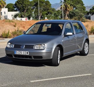 Volkswagen Golf 2003