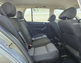 Volkswagen Golf 2003