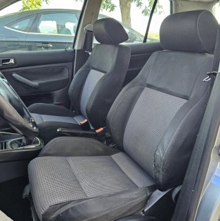 Volkswagen Golf 2003