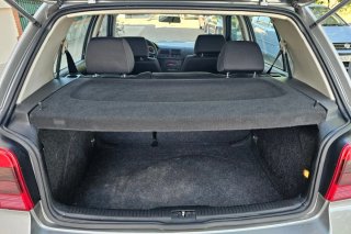 Volkswagen Golf 2003