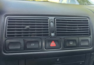 Volkswagen Golf 2003
