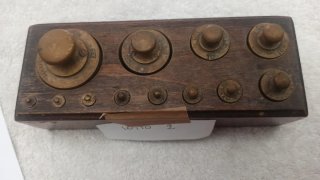 Juego de 12 pesas de laton (lotto 2)