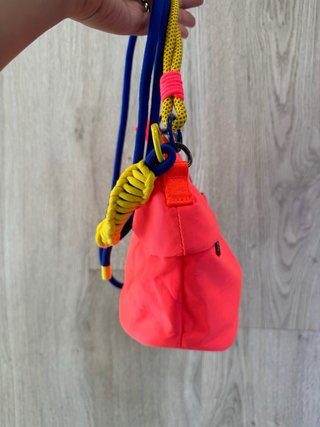 Bolso Cangroo Rojo y Azul