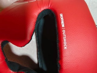 Casco y guantes de boxeo JNR