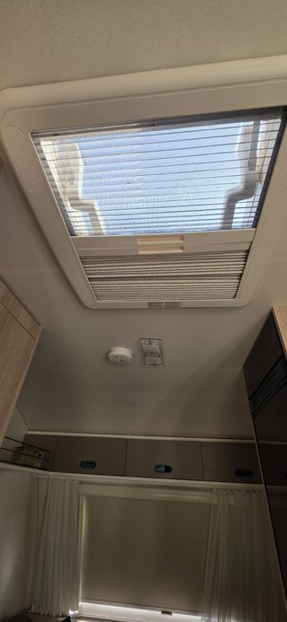 Caravana Adria Aviva 400 DK