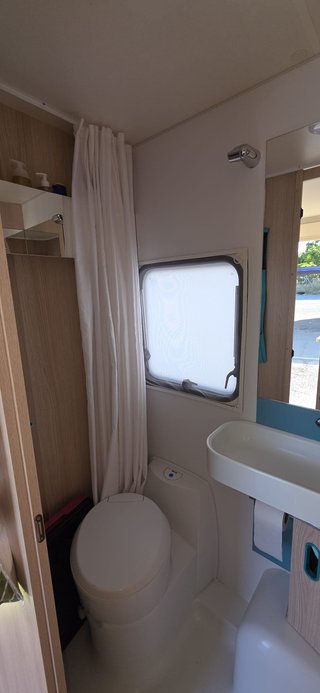 Caravana Adria Aviva 400 DK