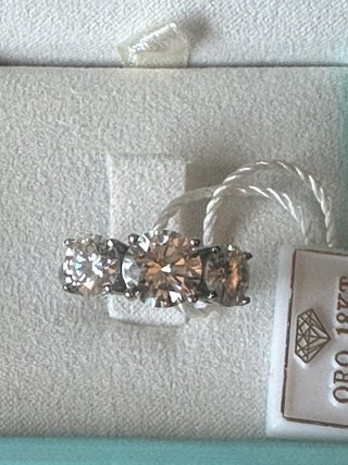 Anillo 3 Diamantes Laboratorio 4ct