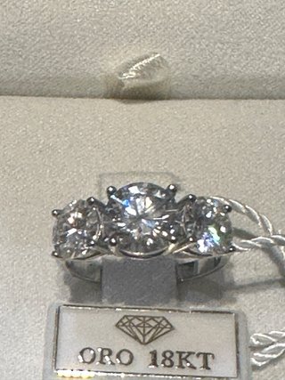 Anillo 3 Diamantes Laboratorio 4ct