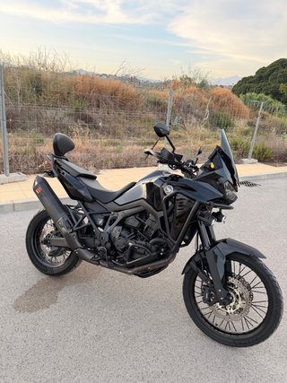 Honda Africa Twin 1100 DCT Negra