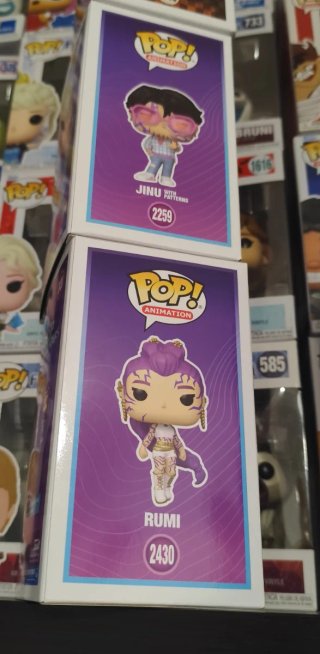 2 Funkos Pop Chase Kpop Demon Hunters