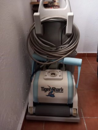 Robot Limpiafondos Hayward TigerShark