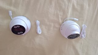 Cámara Domo Blanca con Cables USB