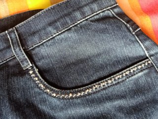 Pantalón vaquero Paralelo con circonitas
