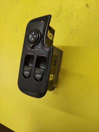BOTONERA ELEVALUNAS ELECTRICOS ALFA 147