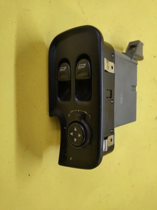 BOTONERA ELEVALUNAS ELECTRICOS ALFA 147
