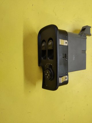 BOTONERA ELEVALUNAS ELECTRICOS ALFA 147