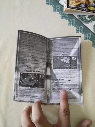 CARÁTULA Y MANUAL ENDWAR PSP EN ESPAÑOL