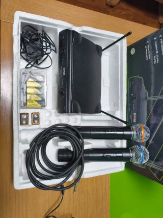 BHM MIC-201 Sistema Micrófonos Inalámbricos Dobles