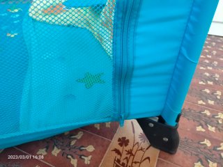 Parque infantil Chicco azul con diseño marino