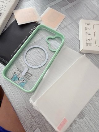 Cover trasparente per iPhone con MagSafe