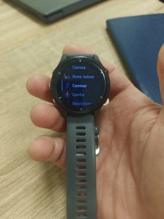 Reloj Garmin Forerunner 255