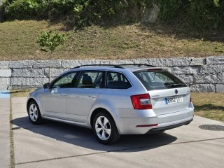 SKODA OCTAVIA COMBI 2020
