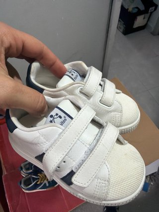 Lote 4 pares tenis talla 22