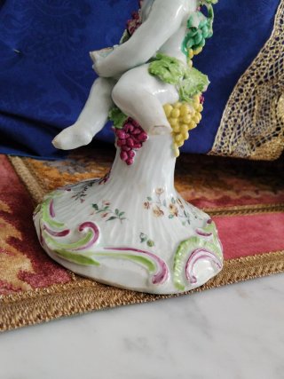 Candelabro porcelana ángel y flores