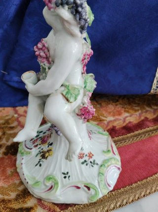 Candelabro porcelana ángel y flores